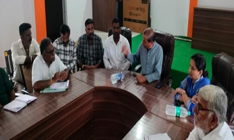 NEWS : ग्राम पंचायतो की समीक्षा बैठक संपन्न, विधायक ओमप्रकाश सखलेचा बोले- पीड़ित परिवारों को अंत्येष्टि सहायता का समय पर करें नगद भुगतान, ये निर्देश भी दिए, पढ़े खबर