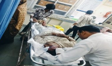 BIG NEWS : महू-नीमच हाईवे पर अज्ञात वाहन का कहर, बाइक सवार को मारी जोरदार टक्कर, बरूखेड़ा गांव के बालमुकुंद घायल, एम्बुलेंस से जिला अस्पताल किया रेफर, पढ़े खबर