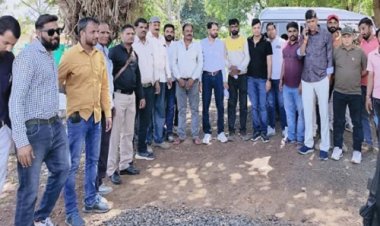 NEWS : नीमच में गौसेवक पर हमला, तो नारायणी सेना ने खोला मोर्चा, बघाना थाने पहुंचे पदाधिकारी और सदस्य, अपनी मांगो को लेकर सौंपा ज्ञापन, पढ़े खबर