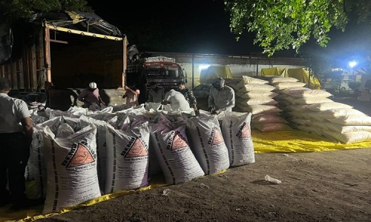 BIG NEWS : चिप्स के नीचे छिपाया नशा, और डिलेवरी देने निकला तस्कर, सूचना मिलते ही CBN ने बिछाया जाल, दिल्ली-मुंबई एक्सप्रेस-वे पर बड़ी कार्यवाही, ट्रक से पोस्ता भूसा जब्त, पढ़े खबर