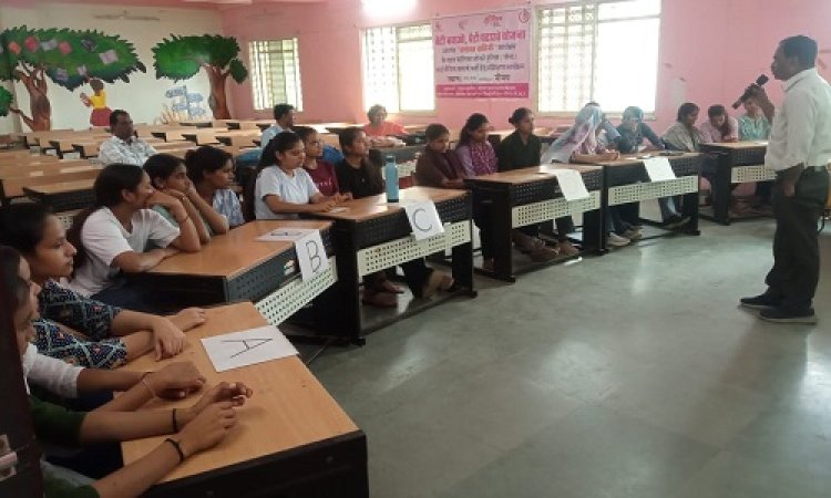NEWS : जाजू कॉलेज में युवा उत्सव का अंतिम दिन, क्ले मॉडलिंग सहित विभिन्न विधाओं का हुआ आयोजन, इन छात्राओं ने दिखाई अपनी कलां, और प्रतियोगिताओं में मारी बाजी, पढ़े खबर