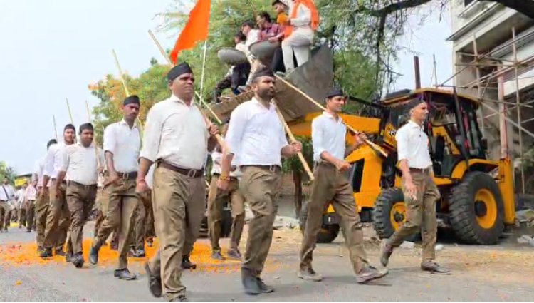 NEWS : गुडभेली गांव में राष्ट्रीय स्वयंसेवक संघ का अनुशासित पथ संचलन, पुष्पवर्षा कर ग्रामीणों ने किया भव्य स्वागत, पढ़े खबर