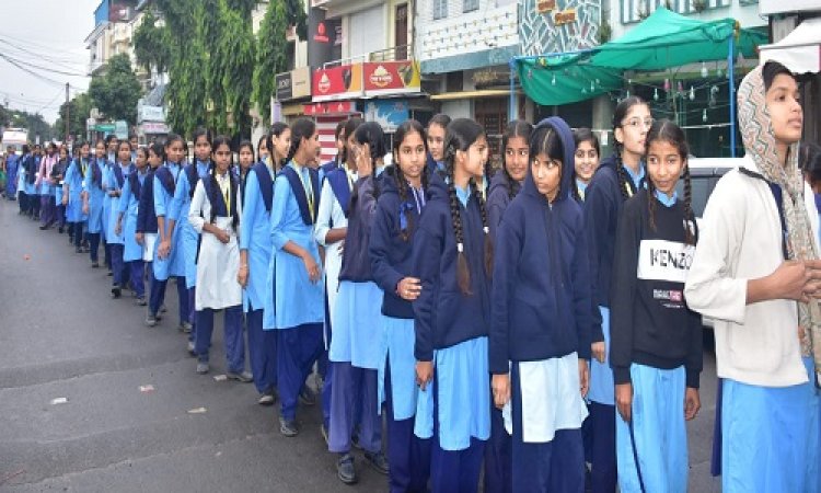 BIG NEWS : राष्ट्रीय एकता दिवस, मंदसौर में रन फॉर यूनिटी का आयोजन संपन्न, बीपीएल चौराहे से हरी झंडी दिखाकर किया रवाना, सांसद गुप्ता बोले- सरदार वल्लभभाई पटेल रहें स्वदेशी के हिमायती, पढ़े खबर