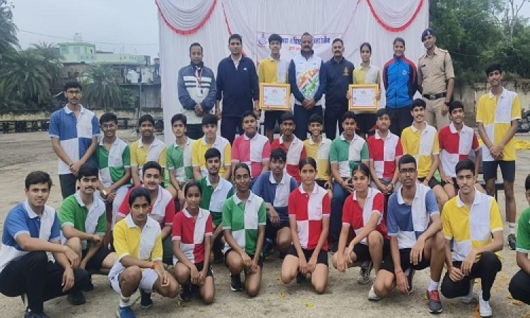 NEWS : रन फॉर यूनिटी, नागदा में पुलिस ने किया शानदार कार्यक्रम, देशभक्ति के साथ फिटनेस का दिया संदेश, कुछ यूं मनाया सरदार वल्लभभाई पटेल का 150वां जन्मोत्सव, पढ़े खबर