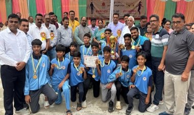 NEWS : रतलाम के लक्ष्य ने जबलपुर में रचा इतिहास, उज्जैन संभाग टीम को दिलाया स्टेट चैंपियनशिप खिताब, मैदान में कुछ यूं दिखाया अपना हुनर, पढ़े खबर