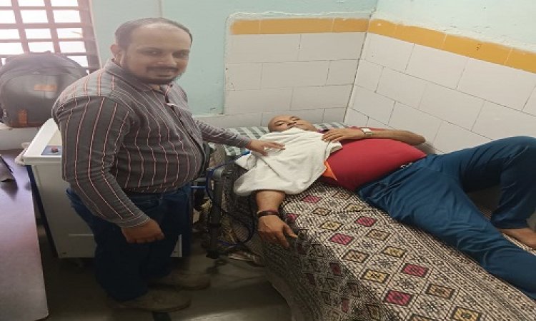 NEWS : गरीबों के लिए वरदान साबित हो रहा नीमच जिला चिकित्सालय का फिजियोथेरेपी विभाग, प्रतिदिन 50 से अधिक मरीजों को दर्द से राहत और चलने की ताकत वापस, पढ़े खबर