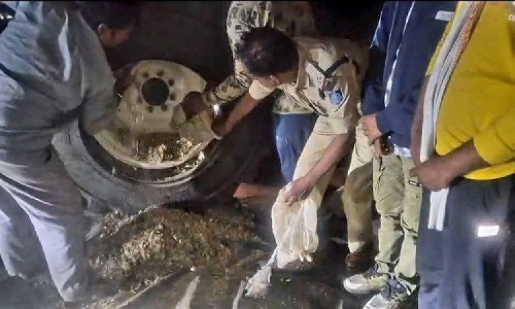 BIG NEWS : टायरों में स्कीम बनाकर नशे की स्मगलिंग, सूचना मिलते ही नारायणगढ़ पुलिस ने घेरा, फिर अंतर जिला तस्कर के खिलाफ बड़ी कार्यवाही, 150 किलोग्राम डोडाचूरा जप्त, दो आरोपी भी गिरफ्तार, पढ़े खबर