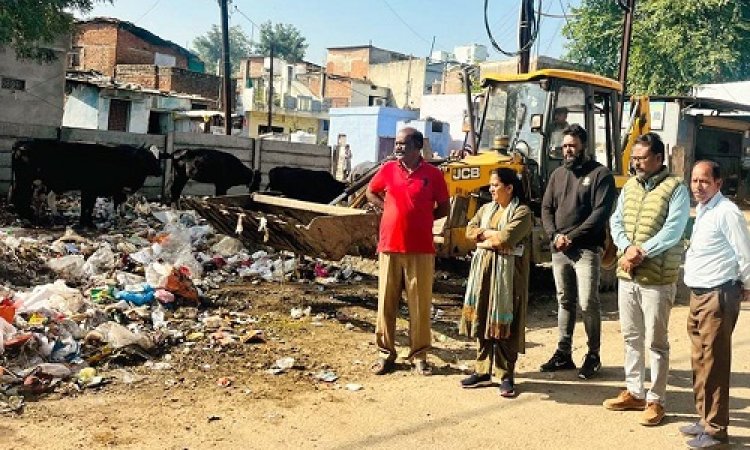 BIG NEWS : नगर पालिका ने चलाया विशेष अभियान, नीमच के इस क्षेत्र में की साफ-सफाई, सीएमओ बामनिया ने किया निरीक्षण, दिए ये निर्देश, पढ़े खबर
