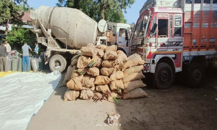 BIG NEWS : महू-नीमच हाईवे पर सीबीएन की कार्यवाही, कंटेनर ट्रक से अवैध नशे की बड़ी खैप जप्त, एक आरोपी भी गिरफ्तार, पढ़े खबर