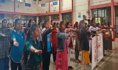 BIG NEWS : विश्व एड्स दिवस, नीमच के इस कॉलेज में संकल्प सघन अभियान का शुभारंभ, छात्राओं को दिलाई शपथ, आमजन तक जागरूकता फैलाना उद्देश्य, पढ़े खबर