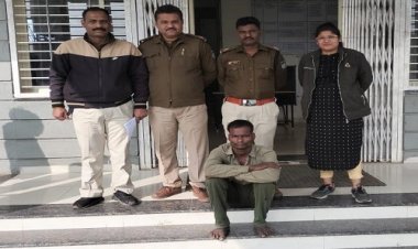 BIG NEWS : टेम्पो सहित उपज गायब कर ले गए बदमाश, फिर नीमच सिटी थाने पहुंची शिकायत, तो हरकत में आई पुलिस, अब टीम को मिली बड़ी सफलता, आरोपी हंसराज गिरफ्तार, और लहसुन की बोरियां भी जप्त, पढ़े खबर