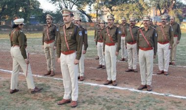 NEWS : गरोठ एएसपी ने किया जनरल परेड का निरीक्षण, और ली सलामी, इन कर्मचारियों को गणवेश में सुधार करने के दिए निर्देश, पढ़े खबर