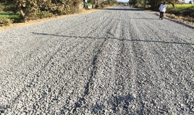 NEWS: चीताखेड़ा-रंभावली मार्ग का निर्माण, ठेकेदार ने अपनाया अवैधानिक तरीका, शासकीय भूमि पर चलाई पोकलेन मशीन, और खोद दिया मुहर्रम, अब मापदंड एवं कार्य पर उठ रहें सवाल, पढ़े खबर