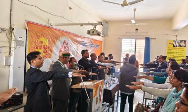 NEWS : राष्ट्रीय उपभोक्ता दिवस पर प्रधानमंत्री कॉलेज ऑफ एक्सीलेंस में जागरूकता शिविर आयोजित, पढ़े खबर