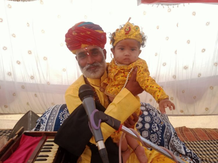 NEWS : चीताखेडा में श्रीमद् भागवत कथा से भक्तिमय हुवा पूरा गांव,आज जब हुवा श्री कृष्ण का जन्म,तो कुछ यु झूम उठे लोग,की कान्हा की भक्ति में खो बैठे अपनी सुधबुद,पं कन्हैयादास वैष्णव के मुखारविंद से हो रही संगीतमय भागवत,पढ़े ये खबर को