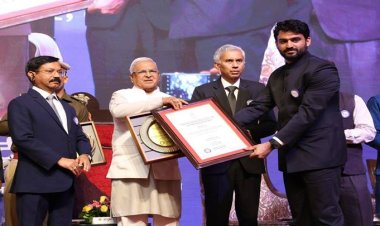 BIG NEWS : DM हिमांशु चंद्रा की सुपर मॉनिटरिंग,और नीमच को मिली बड़ी उपलब्धि,सम्मानित हुए भोपाल में,SIR-2026 में अव्वल रहा जिला,पढ़े ये खबर