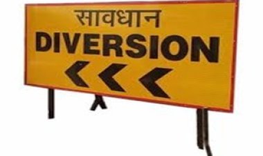 NEWS-भाटखेड़ा फंटा से जावद फंटा तक निर्माणाधीन सड़क पर लगाए गए डायवर्सन बोर्ड,यातायात पुलिस की पहल,दुर्टनाओं पर लगेगी रोक,पढ़े खबर
