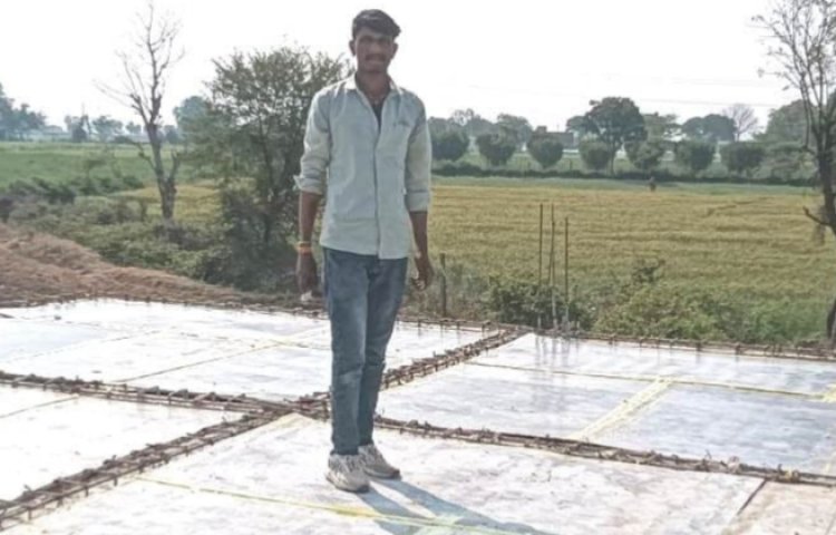 NEWS:संत रविदास स्‍वरोजगार योजना से बदली नीरज की तकदीर, सेंट्रिंग व्यवसाय शुरू कर बना आत्मनिर्भर, पढ़े खबर