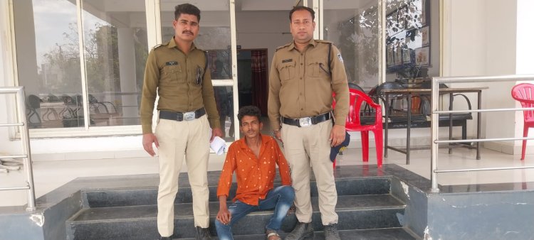 BIG NEWS : शराब ठेके के पास बेचने पहुंचा था चोरी की स्कूटी, बघाना थाना की बड़ी कामयाबी, घंटों में सुलझी स्कूटी चोरी,चंद घंटों में गिरफ्तार,यु हाथ लगा सुराग,पढ़े ये खबर