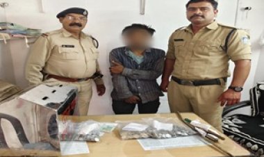 BIG NEWS: मंदसौर में आस्था पर वार! जगदीश मंदिर, गणपति मंदिर में चोरी करने वाला शातिर गिरफ्तार, भगवान के चांदी के मुकुट-गदा और दानपेटियां बरामद, पढ़े खबर