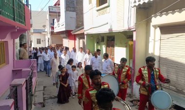 NEWS : महावीर जन्म कल्याणक जन्मोत्सव, रामपुरा में निकला ऐतिहासिक चल समारोह, जैन धर्म के जयकारों से गुंजायमान हुआ नगर, जगह-जगह हुआ स्वागत, पढ़े खबर