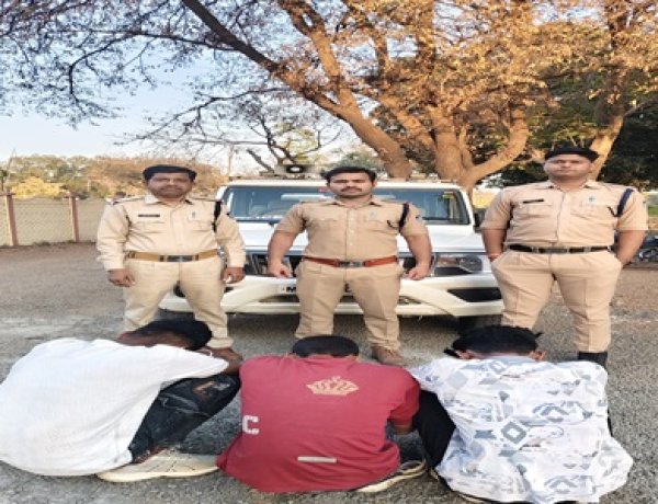 SUPER BREAKING : राजस्थान से मंदसौर में होने वाली थी नशे की बड़ी सप्लाई,आ गई भानपुरा पुलिस,किया  प्लान फेल,MD पाउडर और डोडाचूरा जप्त कर विश्‍निया निवासी दशरथसिंह सहित राजस्थान के 2 तस्कर किये गिरफ्तार,पढ़े खबर