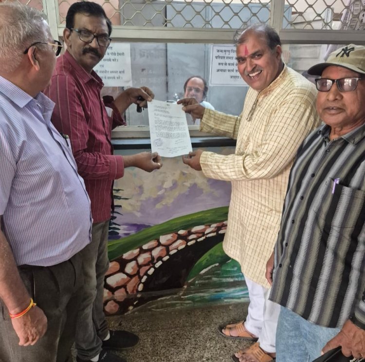 BREAKING NEWS : “मां भादवा की पावन नगरी नीमच में नवरात्रि के 9 दिन मांस-मछली-अंडे की बिक्री पर लगे पूर्ण प्रतिबंध, धार्मिक आस्था का हवाला देकर संगठनों ने प्रशासन को सौंपा बड़ा ज्ञापन,पूरे जिले में दुकाने बंद करने की उठी जोरदार मांग, पढ़े खबर