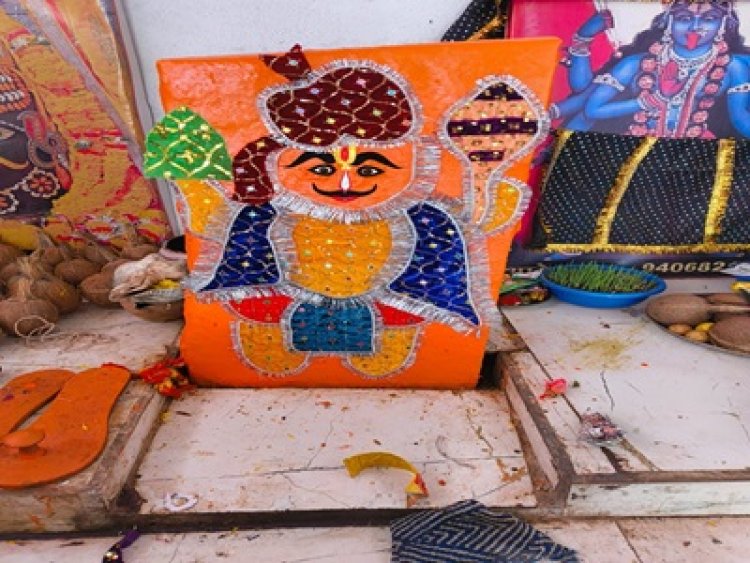 NEWS: नीमच के श्री चमत्कारी बालाजी मंदिर (हवाई पट्टी रोड) पर 2 अप्रैल को हनुमान जन्मोत्सव,चोला श्रृंगार, महाहवन, सुंदरकांड, अखंड रामधुन और भव्य भंडारा, पढ़े खबर