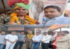 BIG NEWS: 24 साल देश की सरहदों पर डटे रहे वीर, अब गांव में बना जश्न, कदम-कदम पर फूल बरसे, 9 बार साफा बांधकर हुआ ऐसा सम्मान कि हर आंख हुई नम, पढ़े खबर
