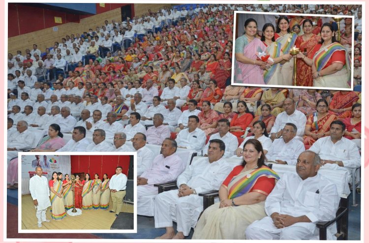 BIG NEWS :नीमच टाउनहॉल में गूंजा नवकार मंत्र: 800 से अधिक लोगों ने रचा आस्था और एकता का इतिहास,विश्व नवकार दिवस पर सर्वसमाज की सहभागिता,आध्यात्मिकता के साथ सामाजिक समरसता का सशक्त संदेश,वर्चुअली जुड़े केंद्रीय गृहमंत्री Amit Shah,नवकार मंत्र की महिमा बताई,पढ़े ये खबर