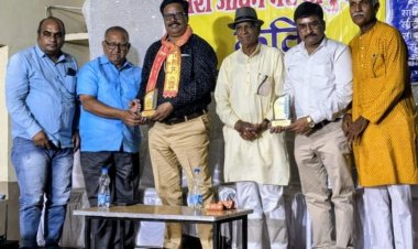 NEWS: “नीमच में पत्रकारिता का महामंच: ‘कभी किसी को नुकसान नहीं पहुँचाया’ – मुकेश सहारिया का बड़ा बयान, ‘मंत्री-अधिकारी से भी ज्यादा ताकतवर जनता और पत्रकार’ – कपिल सिंह चौहान का दमदार संदेश!, पढ़े खबर