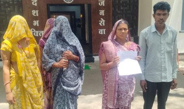 BIG NEWS: नीमच में बाछड़ा समाज की महिला का फूटा दर्द, एसपी ऑफिस पहुंच लगाई इंसाफ की गुहार,  मारपीट, छेड़छाड़, लूट और अपहरण के आरोपों से मचा हड़कंप, पीड़िता बोली – “शिकायत की तो जान से मारने की दी धमकी”, क्या है पूरा मामला पढ़े ये खबर