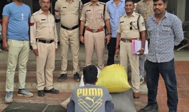 BIG NEWS : 65 किलो डोडाचूरा के साथ तस्कर गिरफ्तार, मंदसौर पुलिस की बड़ी कार्रवाई… बोलेरो में भरकर सप्लायर तक पहुंचाने जा रहा था माल, पढ़े खबर