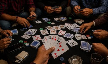 BIG NEWS : टाटावत मैरिज गार्डन पर अवैध जुएं का साम्राज्य, पुलिस ने फिल्मी स्टाइल में दी दबिश, रातोरात पूरा नेटवर्क बेनकाब, 10 जुआरी धराए और हजारों की नगदी भी बरामद, अब नागदा शहर में हो रही ये चर्चाएं, पढ़े खबर