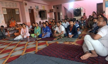 NEWS : धन्वन्तरी पीठम निपानिया में गुरु सानिध्य प्रशिक्षण शिविर का आयोजन, डॉ. आशीष जोशी ने कहा- आप अपनी चिकित्सा पद्धति पर गर्व करें, पढ़े खबर