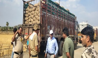 BIG NEWS: नीमच में आरटीओ का बड़ा एक्शन: गेहूं ढो रहे बिना फिटनेस-परमिट वाले ट्रकों पर गिरी गाज, वेयरहाउसों में मचा हड़कंप, पढ़े खबर