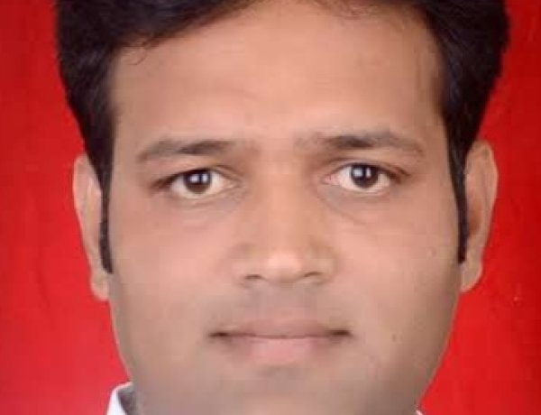 BIG NEWS: बिल पूरे… लेकिन सुविधा शून्य, भीषण गर्मी में घंटों ब्लैकआउट से तड़प रहा नीमच, ट्रांसफॉर्मर बन रहे आग के गोले, बिजली विभाग की लापरवाही पर भड़के शहर ब्लॉक कांग्रेस अध्यक्ष मोनू लोक्स — बोले, जनता परेशान रही तो होगा बड़ा आंदोलन, पढ़े खबर