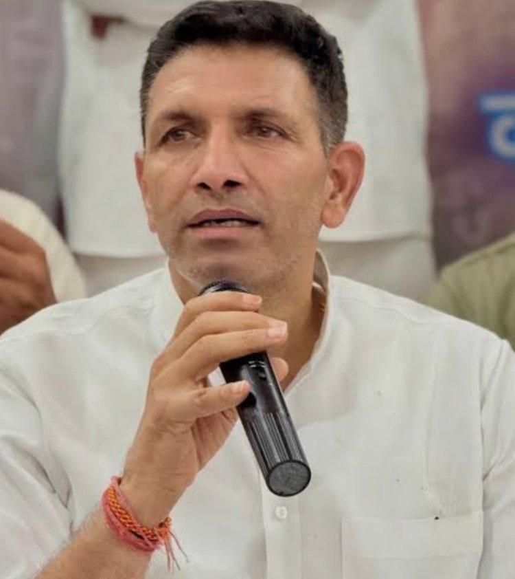 BREAKING NEWS: एमपी कांग्रेस का संगठनात्मक मिशन शुरू, नीमच-मंदसौर-रतलाम-उज्जैन में जीतू पटवारी भरेंगे चुनावी जोश, बूथ से लेकर ब्लॉक तक कार्यकर्ताओं को देंगे जीत का महामंत्र, पढ़े खबर