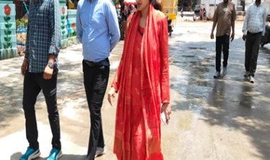 NEWS: नपा अध्यक्ष स्वाति गौरव चोपड़ा के मार्गदर्शन में लायंस पार्क चौक का हुआ कायाकल्प, सीमेंट कंक्रीट निर्माण कार्य से क्षेत्र को मिली नई पहचान, जलभराव की समस्या से भी मिलेगी राहत, पढ़े खबर