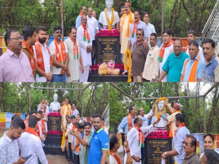 NEWS: 125वीं जयंती पर डॉ. श्यामा प्रसाद मुखर्जी को भाजपा का भव्य श्रद्धांजलि अर्पण, गोमाबाई रोड स्थित प्रतिमा पर जनप्रतिनिधियों और कार्यकर्ताओं ने किया माल्यार्पण, पढ़े खबर