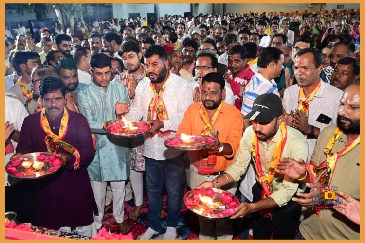 NEWS: मनासा में गूंजा 100वां सामूहिक हनुमान चालीसा पाठ, हजारों सनातन परिवारों ने लिया सत्संग का पुण्य लाभ, पढ़े खबर