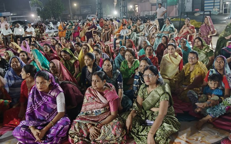 NEWS: मूसलाधार बारिश में भी नहीं डिगी आस्था, 101वें हनुमान चालीसा पाठ में उमड़ा सनातनी परिवारों का सैलाब, पढ़े खबर
