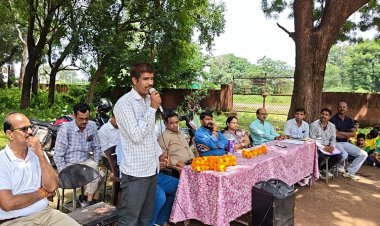NEWS: जीरन में खेल मैदान पर दिखा दमखम, 15 टीमों ने खो-खो में आजमाई ताकत, जिला स्तरीय मुकाबले के लिए चुने जाएंगे प्रतिभावान खिलाड़ी, पढ़े खबर