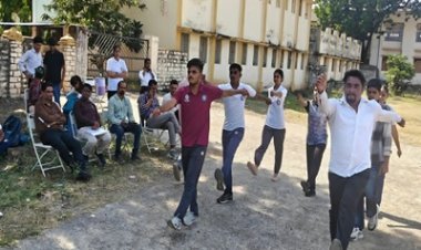 NEWS: प्री-आरडी परेड के लिए नीमच से वैभव साहू और योगेश्वरी कछावा का विश्वविद्यालय स्तर पर चयन, पढ़े खबर