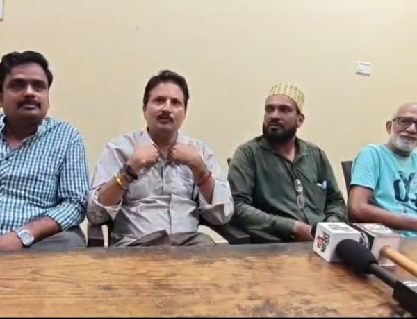 NEWS: विधायक मारू के आश्वासन के बाद रामपुरा नगर बंद स्थगित, लाला तलाई से फोरलेन जोड़ने पर बनी सहमति, पढ़े खबर